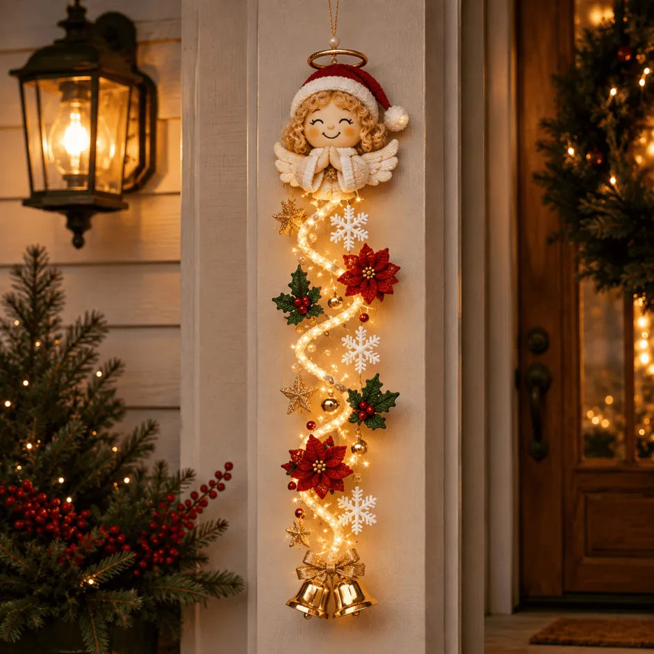 Glowing Christmas Door Hanger | 6 Festive Light Designs